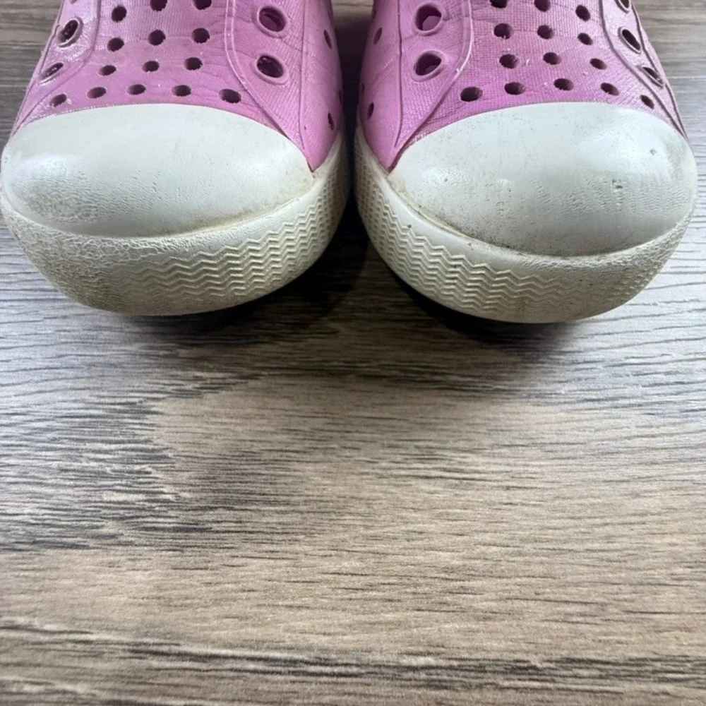 Native Jeffersons Girls Slip On Shoes EVA Pink Size 2 Outdoor Summer Water Shoe